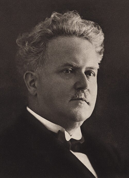 Portrait: Viktor Dyk