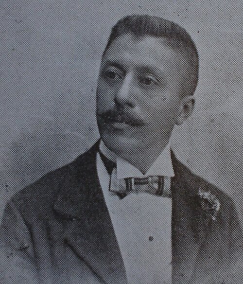 Portrait: Vicente Acosta