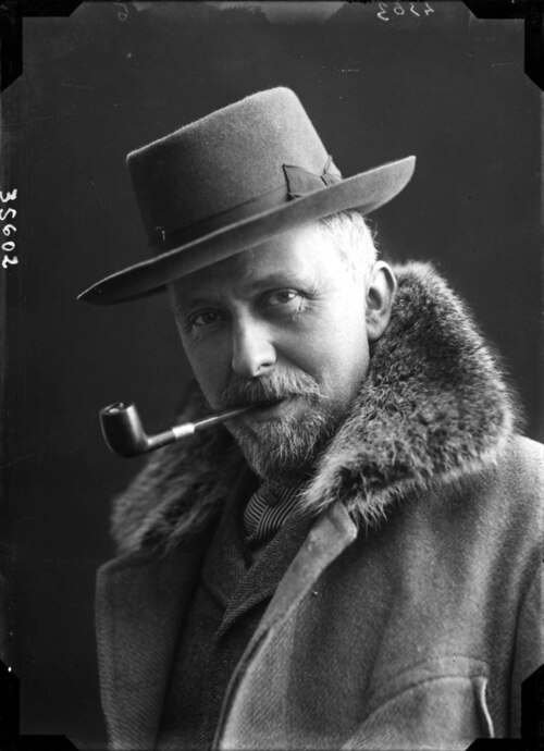 Portrait: Luigi Bertelli