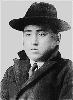 Portrait: Bang Jeong-hwan