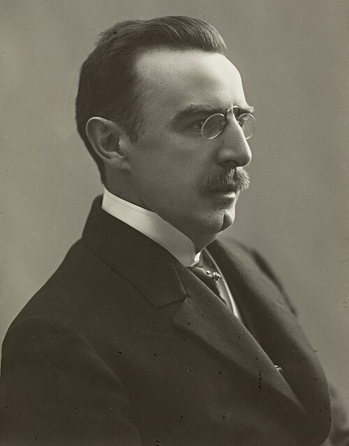 Portrait: Vilhelm Krag