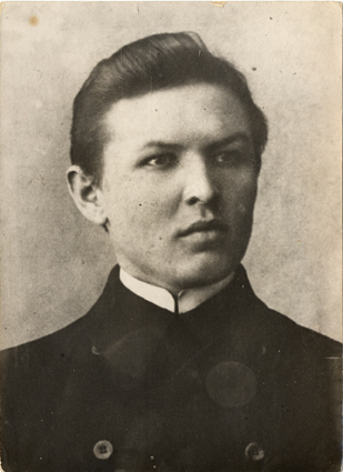 Portrait: Konstantin Ivanov