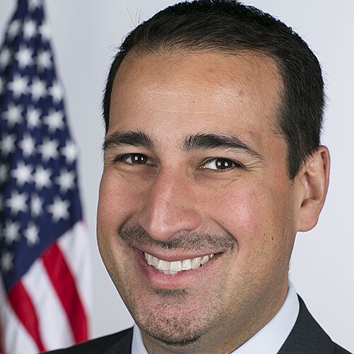 Portrait: Roberto J. Rodríguez