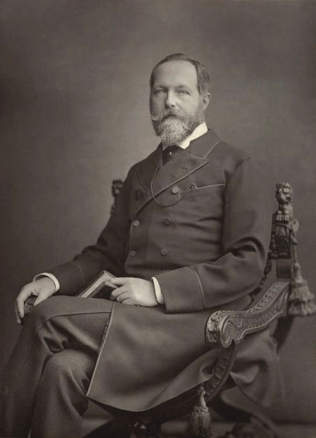 Portrait: Prince Philippe, Count of Paris