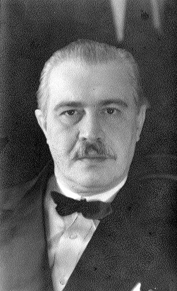 Portrait: Sándor Hunyady