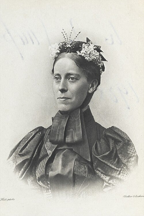 Portrait: Mary Kingsley