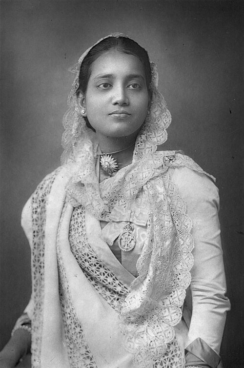 Portrait: Suniti Devi