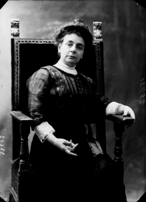 Portrait: Dora Melegari