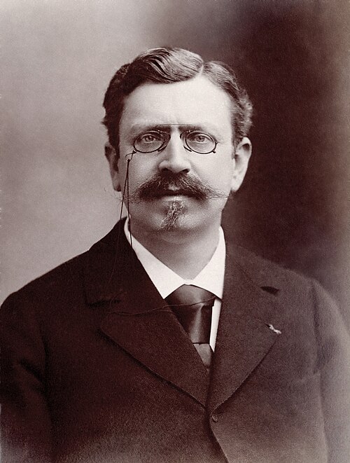 Portrait: Léon Hennique