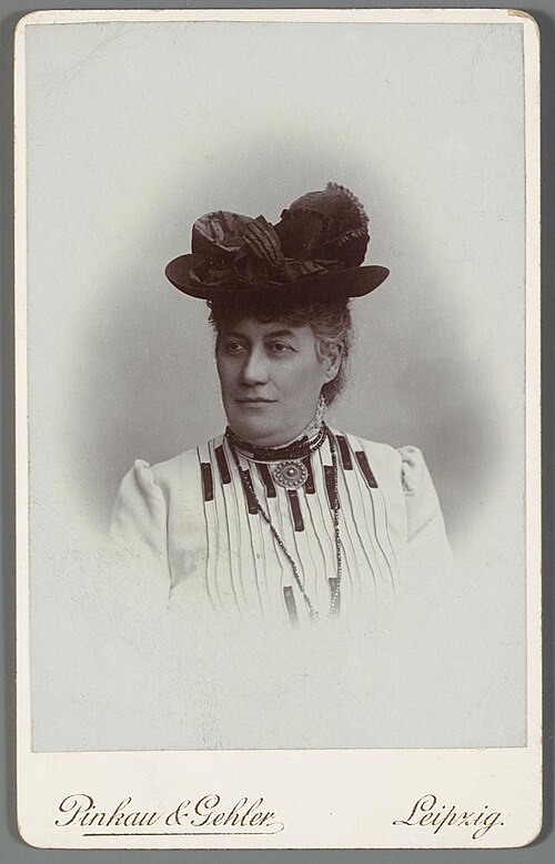 Portrait: Cornélie Huygens