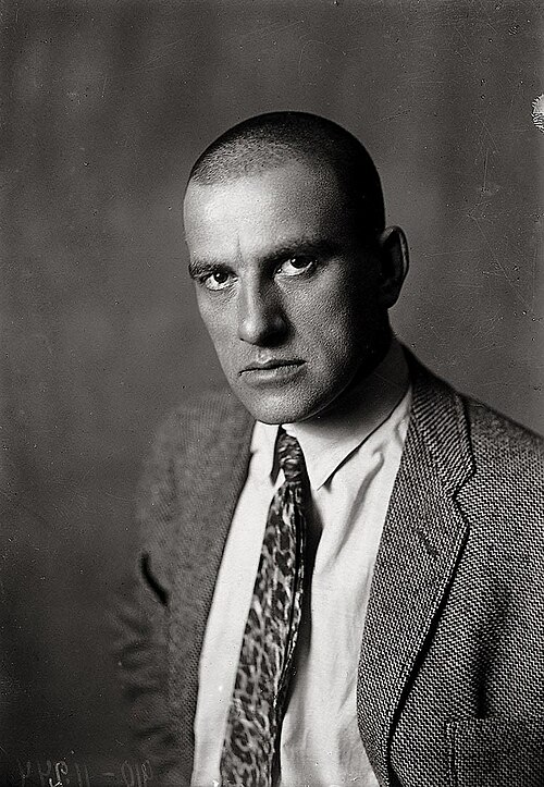 Portrait: Vladimir Mayakovsky