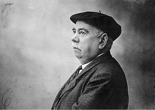 Portrait: Biktoriano Iraola