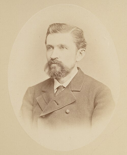 Portrait: Charles Grad