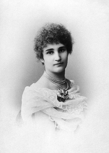 Retrato: Mirra Lokhvitskaya