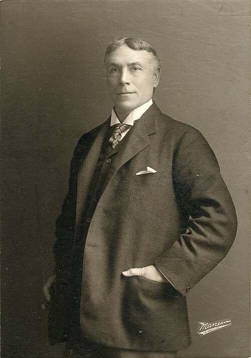 Portrait: Frederick Warde